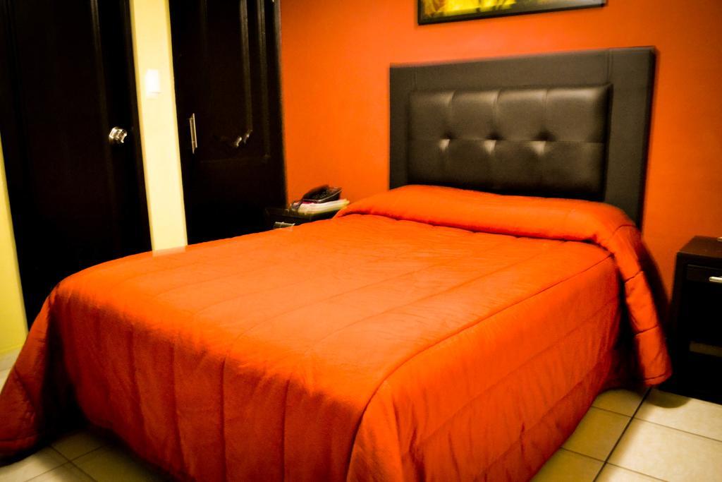 Hotel Villa Cahita ลอสโมชิส ภายนอก รูปภาพ